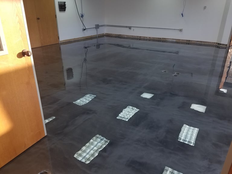 Metallic epoxy floor finish